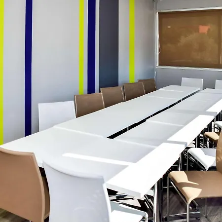 Ibis Budget Paluds Agora Aubagne